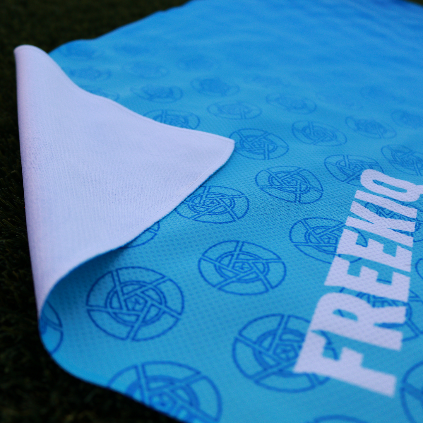 FREEKIQ Cooling Towel